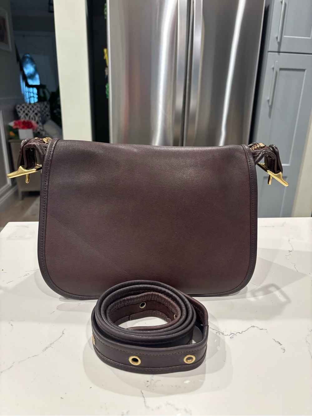 Vintage Coach Patricia Legacy  brown bag. Style # 9951. No hang tag